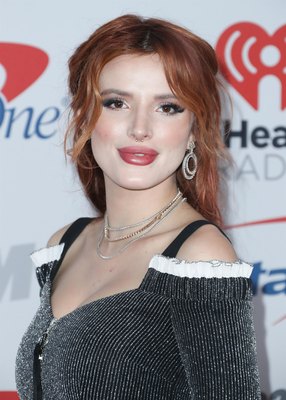 Bella Thorne Poster G1207273 - IcePoster.com