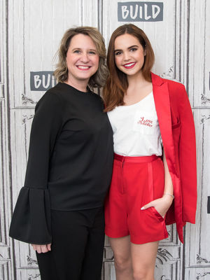 Bailee Madison Stickers G1259081
