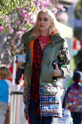 Gwen Stefani tote bag #G1271645