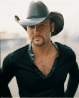 Tim McGraw t-shirt #133404