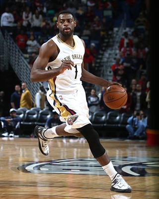 Tyreke Evans poster with hanger