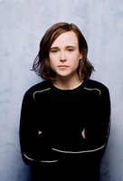 Ellen Page Longsleeve T-shirt #2833226