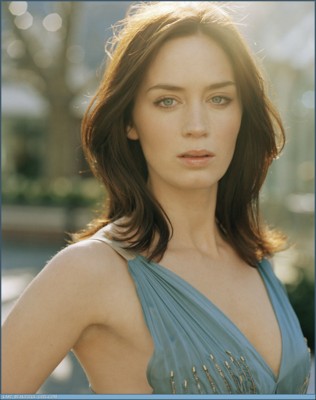 Emily Blunt Stickers G245902