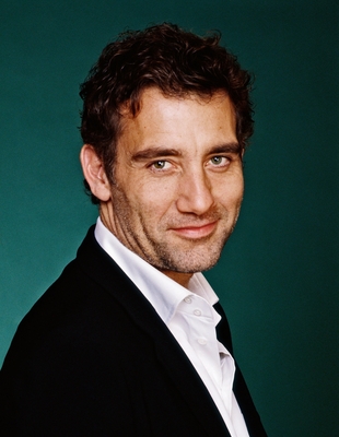 Clive Owen poster with hanger