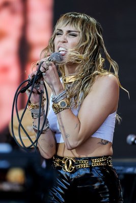 Miley Cyrus tote bag #G2513515