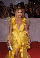 Jennifer Lopez tote bag #G2513904