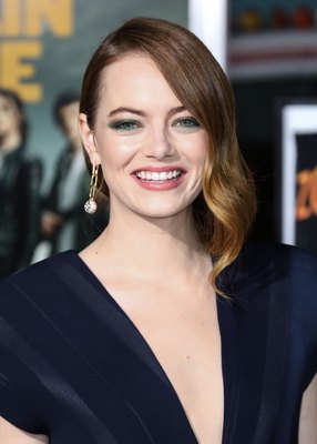 Emma Stone Poster G2529388 - IcePoster.com