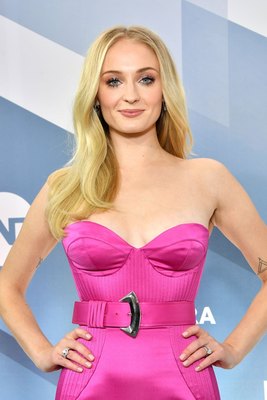 Sophie Turner Poster G2545757