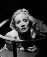 Marlene Dietrich magic mug #G309381