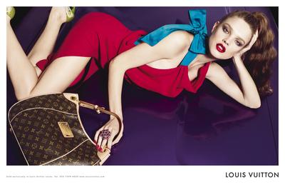 Louis Vuitton Ads Poster G337590 