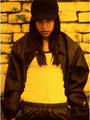 Aaliyah puzzle G414268