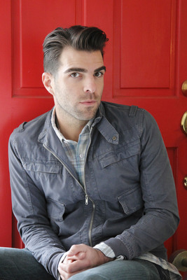 Zachary Quinto Stickers G529339