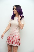 Katy Perry Longsleeve T-shirt #990397