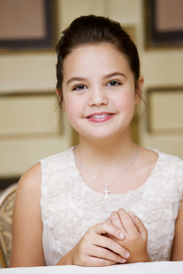 Bailee Madison canvas poster