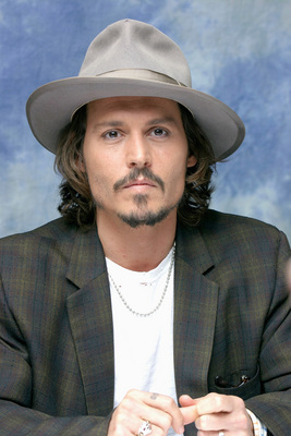 Johnny Depp Poster G600112 - IcePoster.com