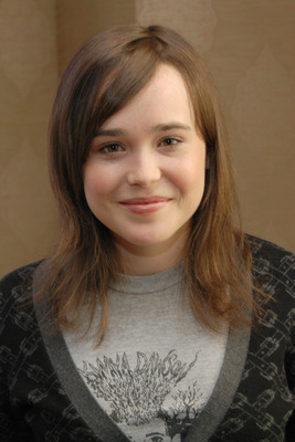 Ellen Page magic mug #G608162