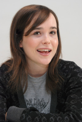 Ellen Page Stickers G608166