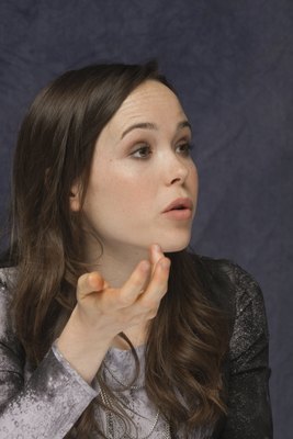 Ellen Page puzzle G623643