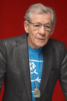 Ian McKellen sweatshirt #1107999