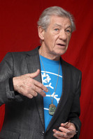 Ian McKellen sweatshirt #1108006