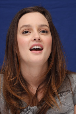 Leighton Meester puzzle G753225
