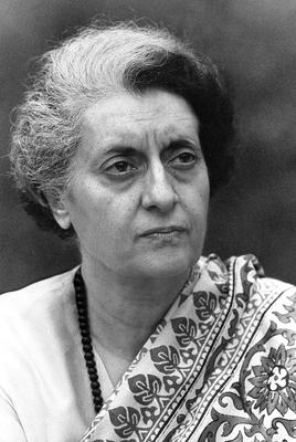 Indira Gandhi Poster G771503