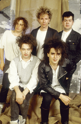 The Cure puzzle G889471