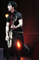Green Day Longsleeve T-shirt #1434421