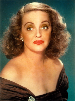 Bette Davis Poster G917548 - IcePoster.com